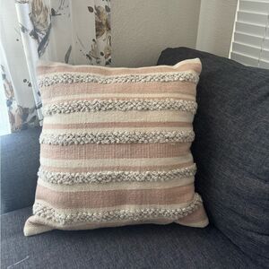 Magnolia Home by Joanna Gaines Loloi 22" X 22" Cover w/Down
Pink / Ivory Pillow